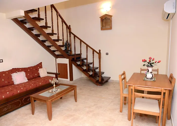 Villa Classical Archontiko D&m