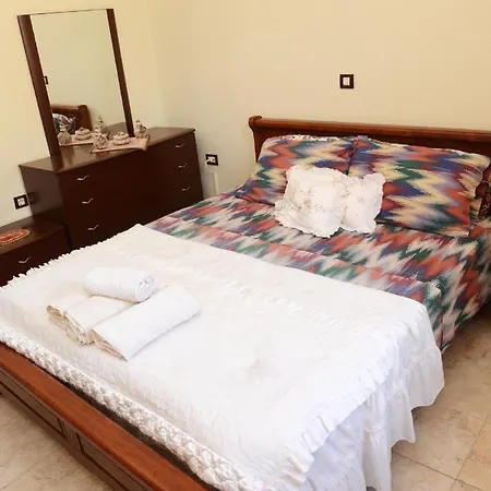 Classical Archontiko D&m